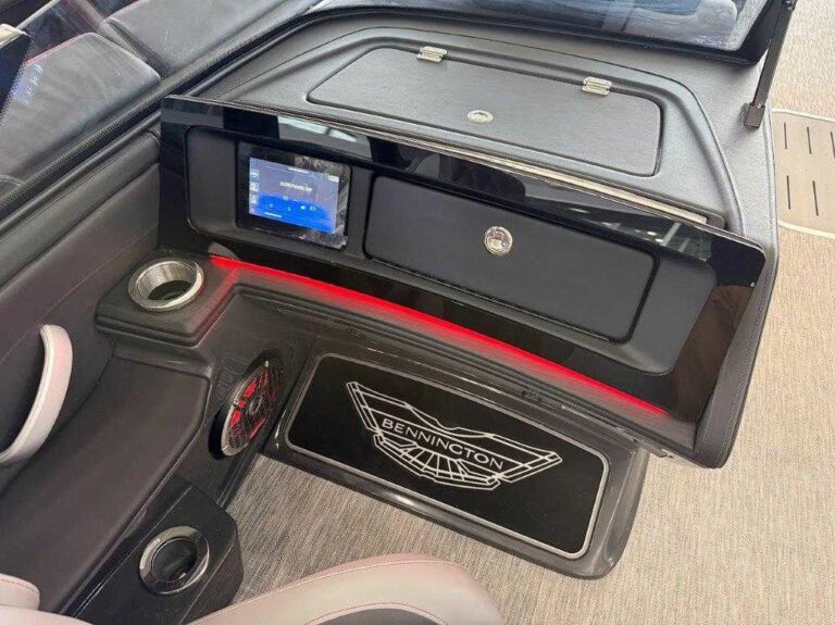 2026 Bennington 30QXFBWAX2 - Twin - Joystick - Arch US-ETWS9311J526 [photo 23]